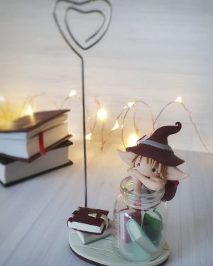 ladronzuelo portafotos en base mini. Todo decorado con libros